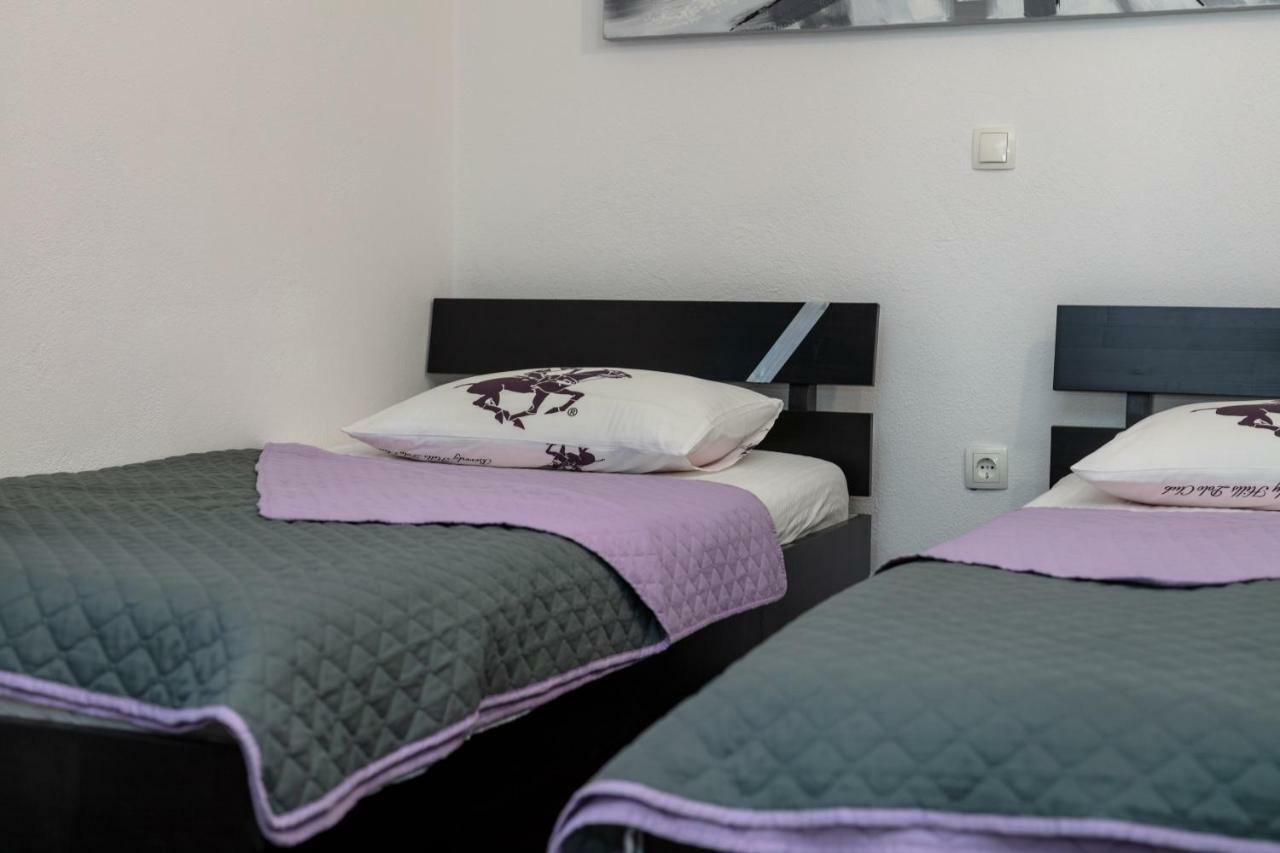 Bubalo Apartment *